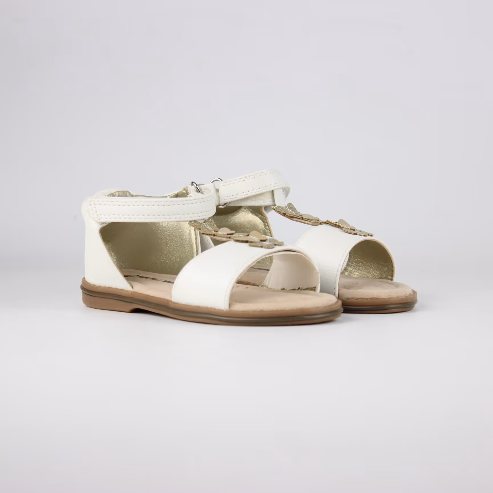587791-WHT-PLA_1