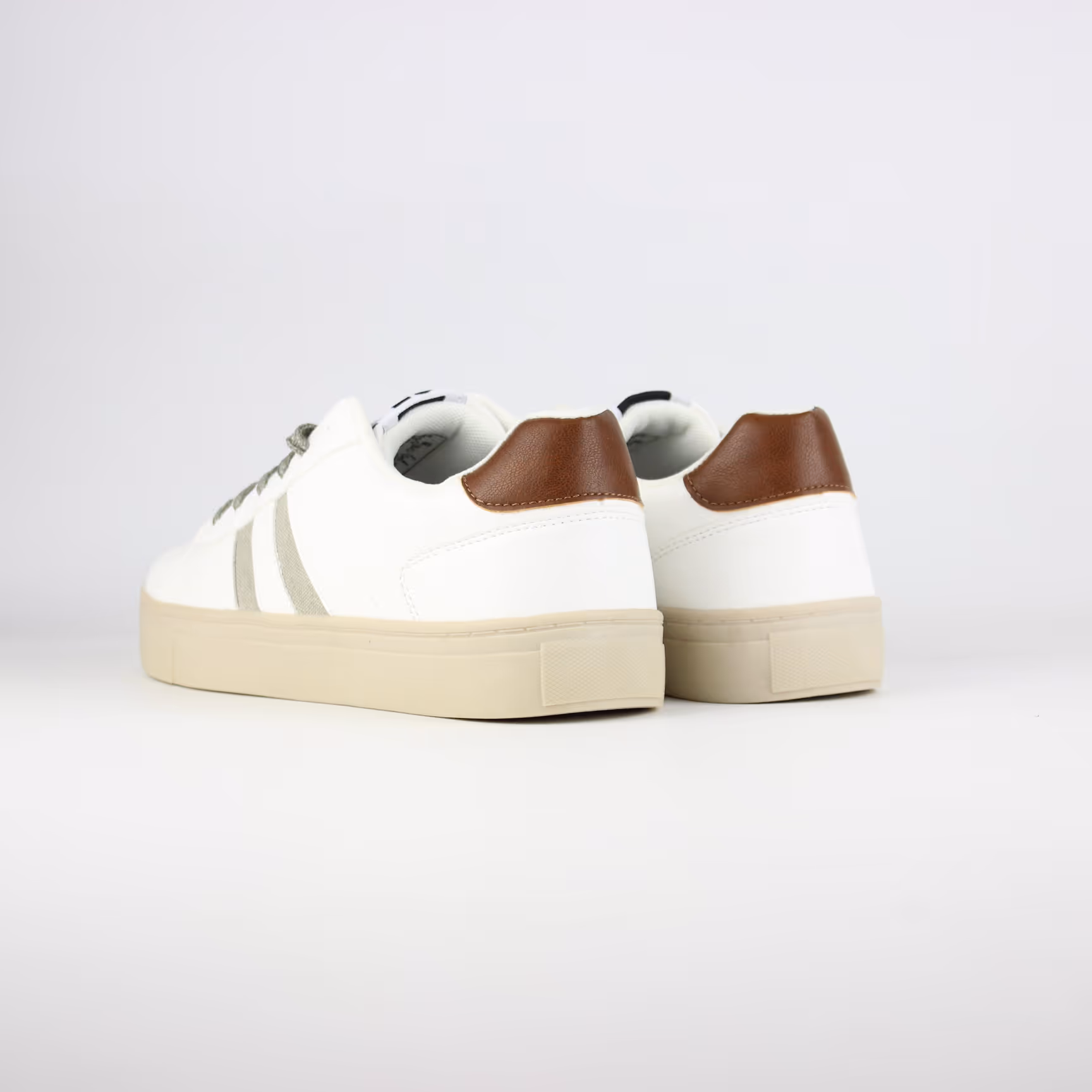 588180-WHT-NAT_2
