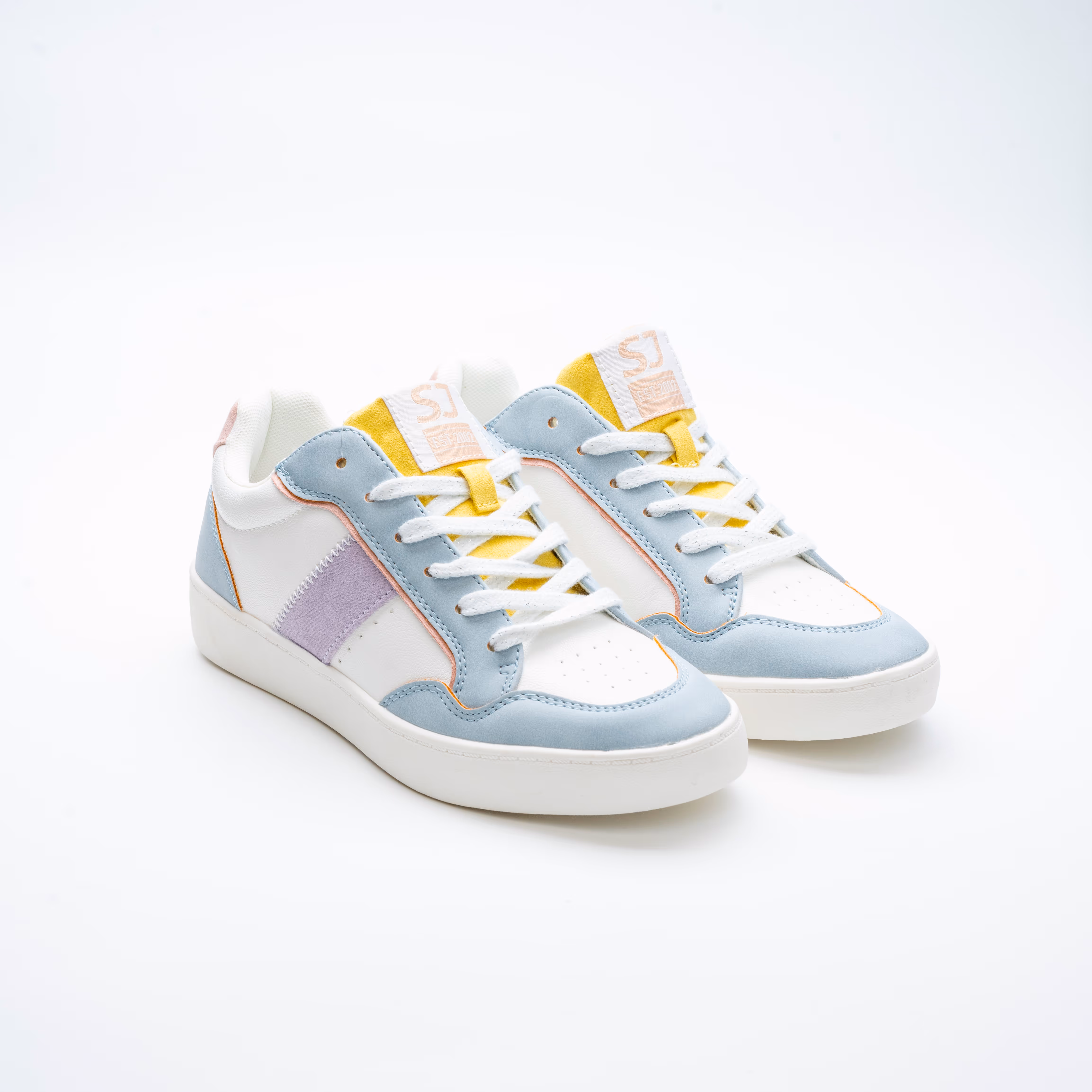 588282-LBL-WHT_1