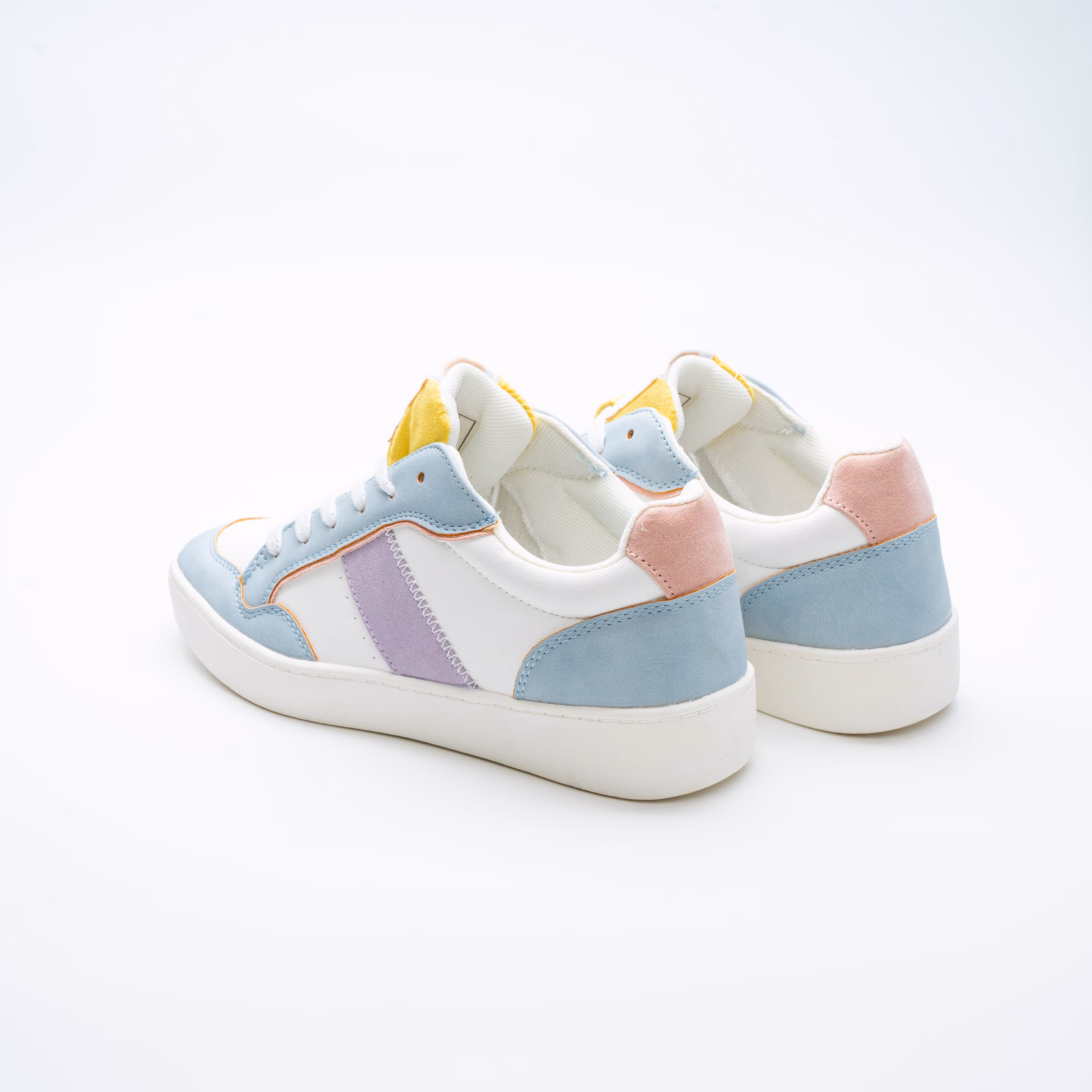 588282-LBL-WHT_2