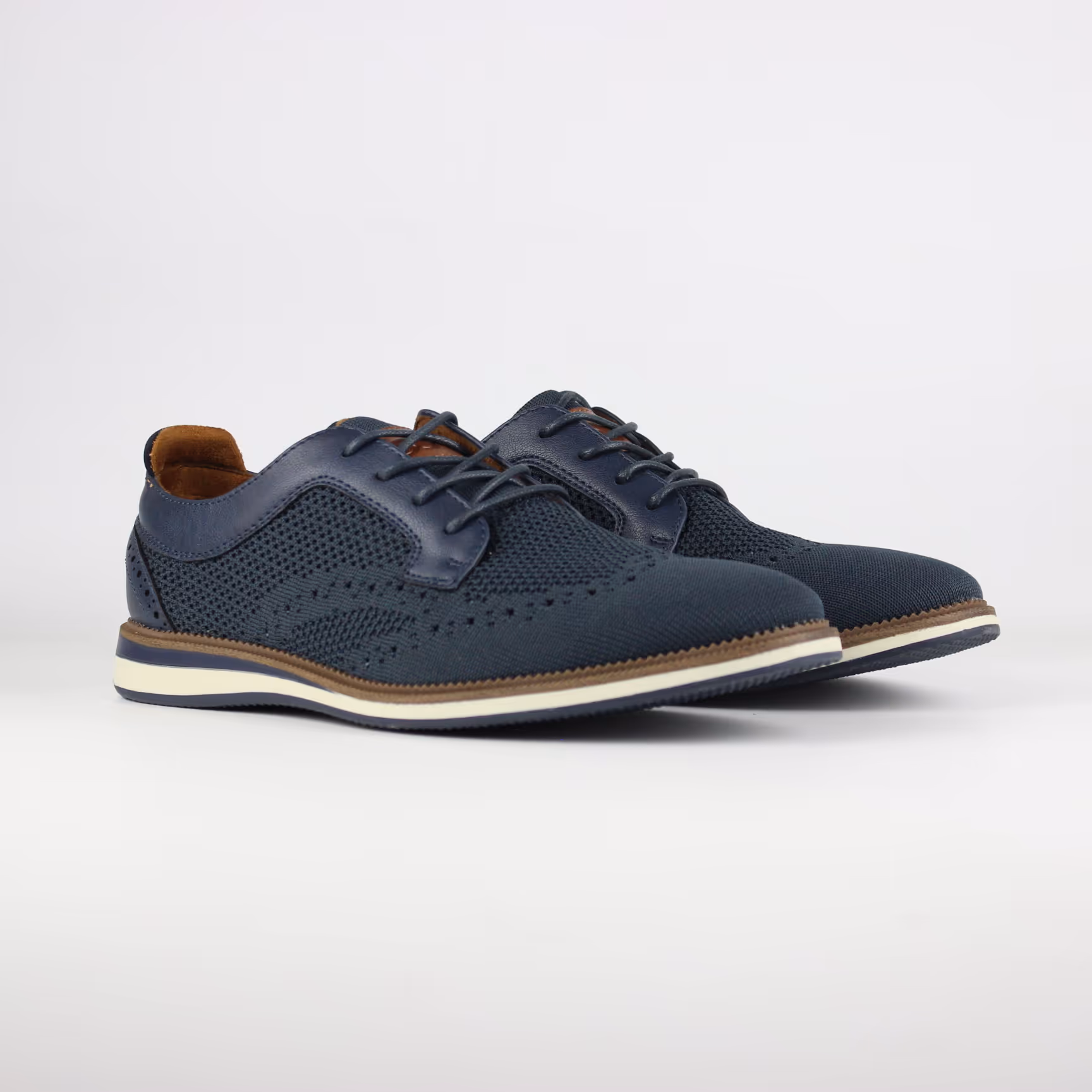 589843-NAVY_1