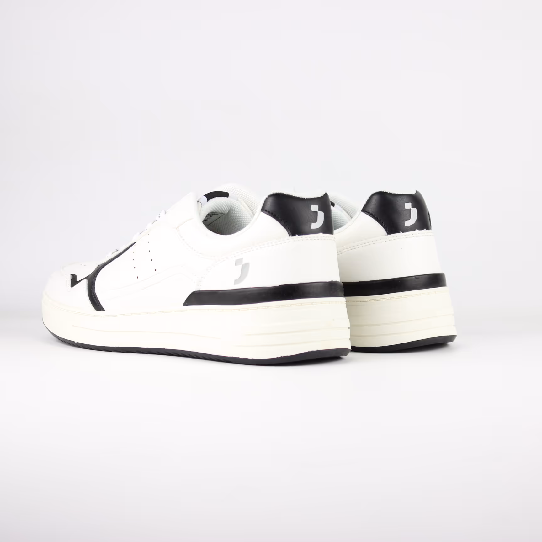 609470-WHT-BLK_2