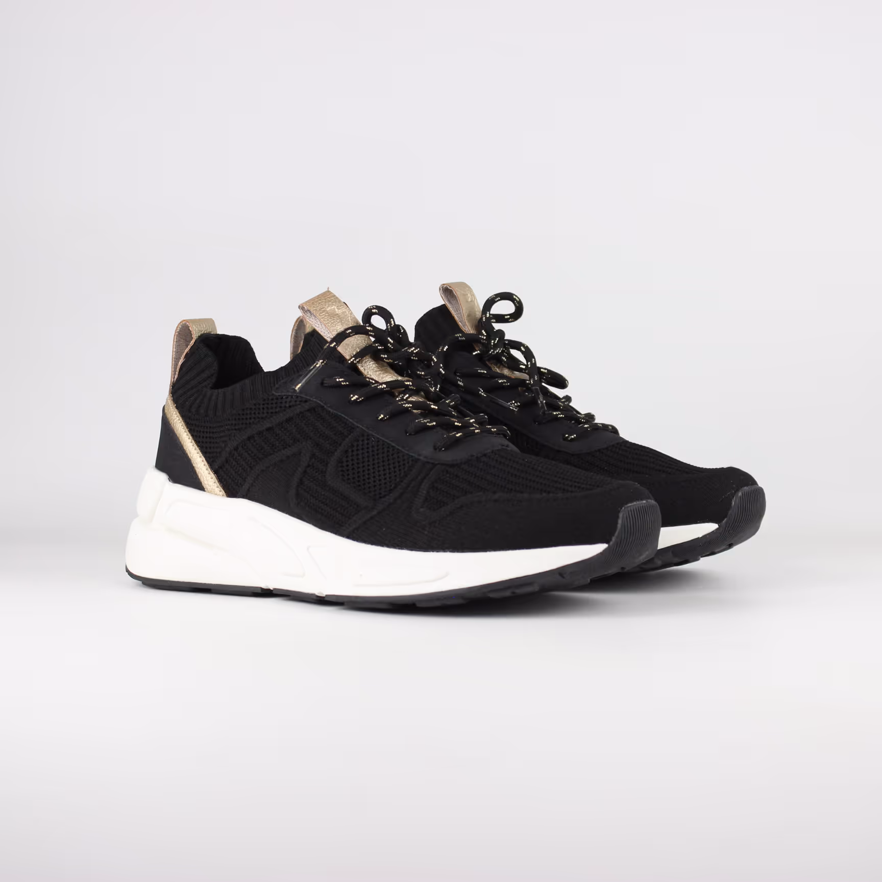612943-BLK-PLA_1