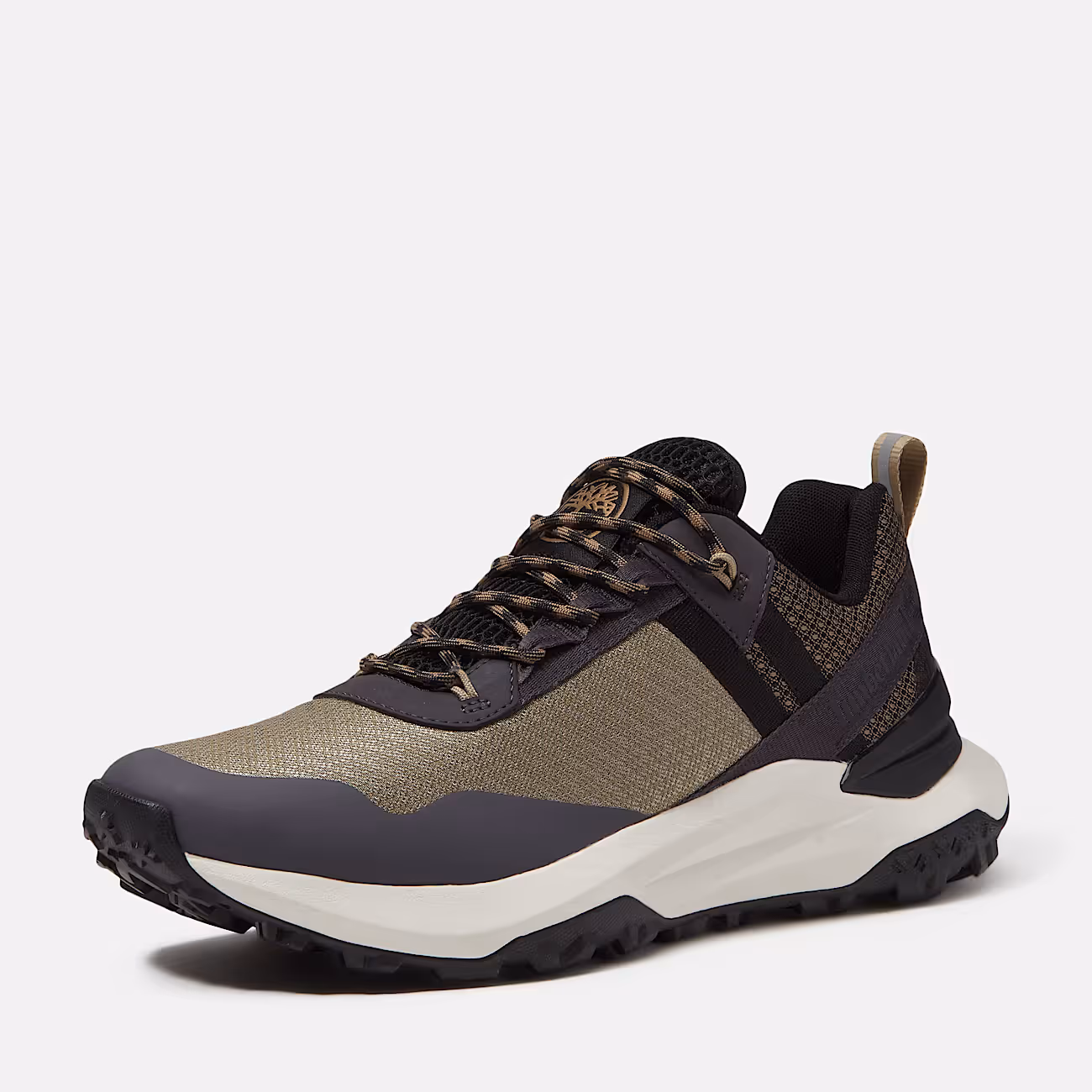 LOW LACE UP SNEAKER